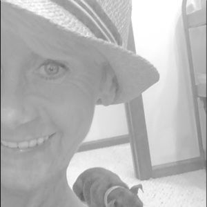 Meet your Posher, Angela